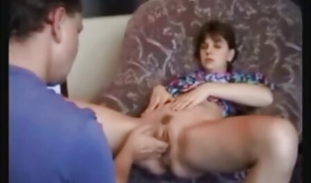 Nylon Fever - Mandy Bright trong áo nịt ngực và tai phim xec dit nhau quần tất
