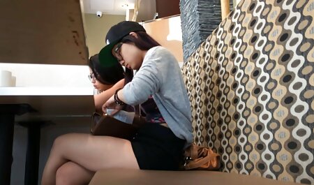 Nuru xoa bóp xem phim xêc giữa các bạn gái